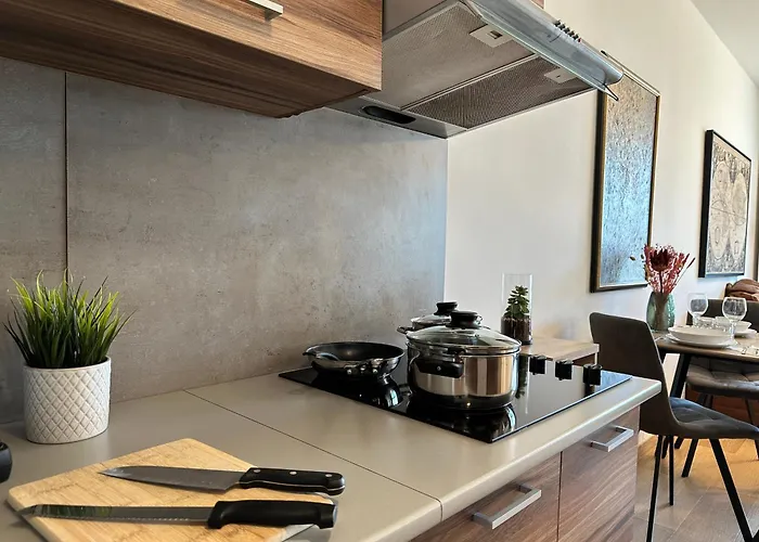 Apartment 2 In 1 Building