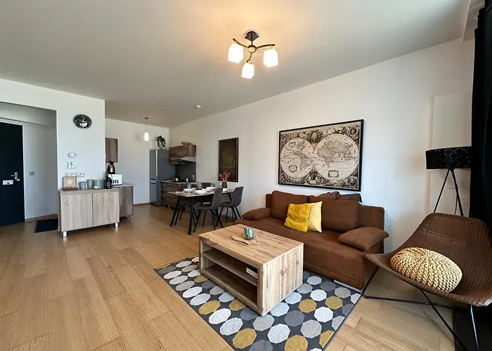 2 In 1 Building * براتسيلافا