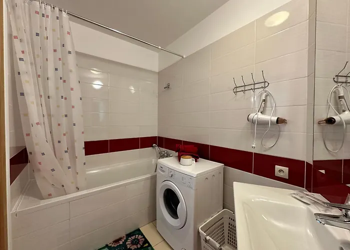 2 In 1 Building * براتسيلافا