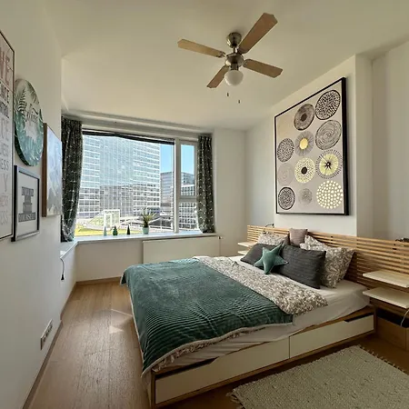 2 In 1 Building ブラチスラヴァ