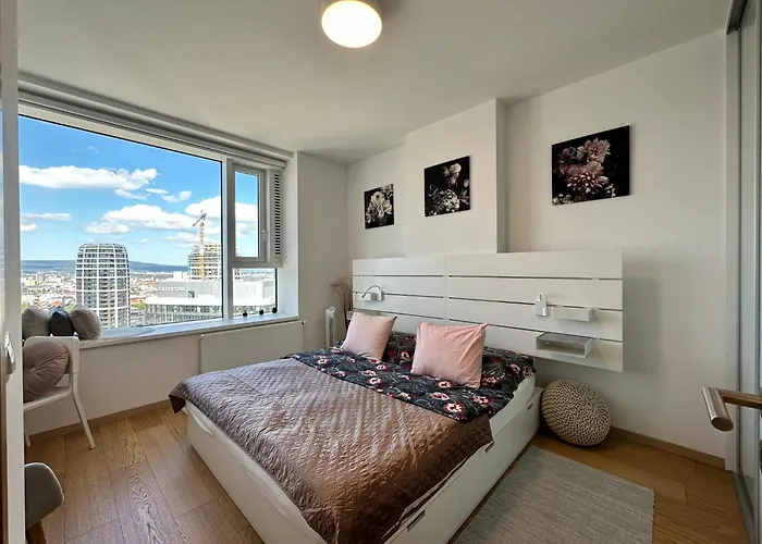 Apartment 2 In 1 Building