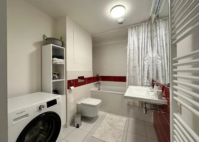 2 In 1 Building Apartment *