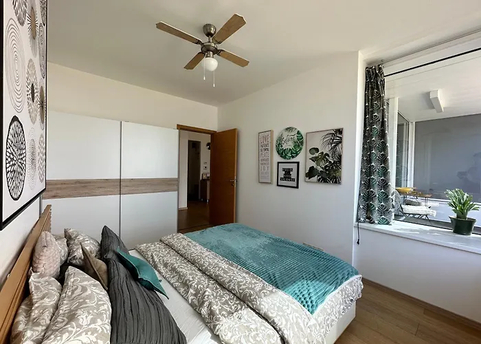 2 In 1 Building * Pressburg