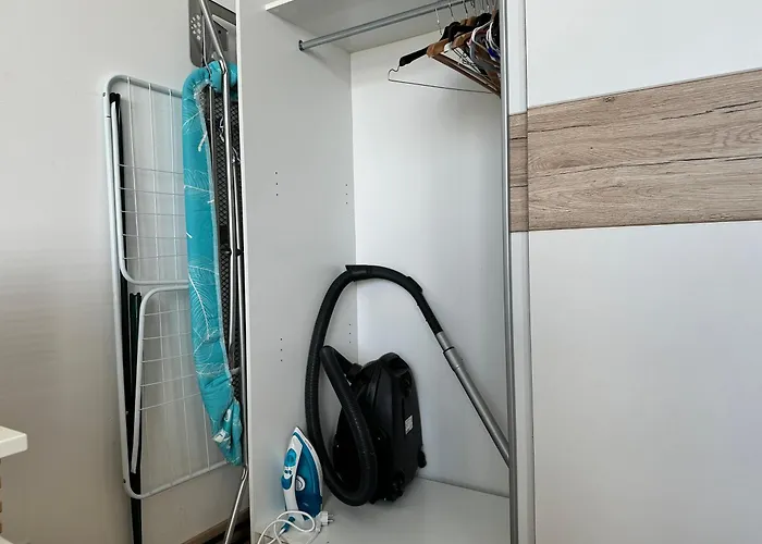 Apartment 2 In 1 Building *